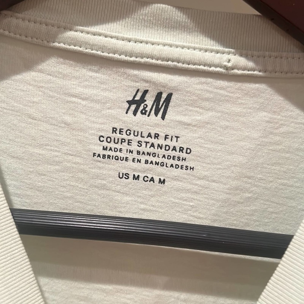 H&M regular fit men’s Seafoam Green T-shirt size Medium M - Picture 2 of 2